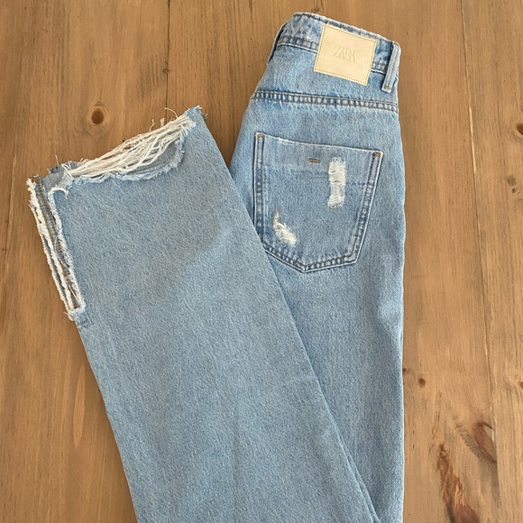 Zara Full Length Split Jeans NWOT - Picture 1 of 4